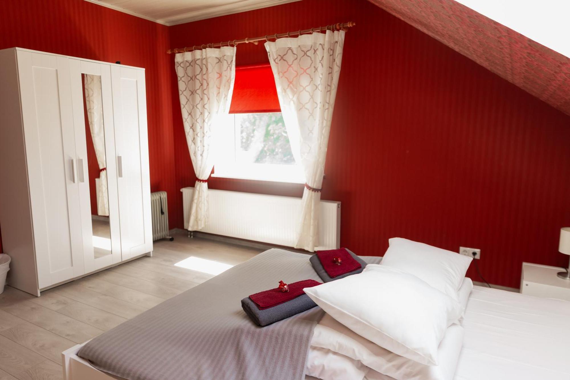 Konrad Family Guesthouse Kuressaare Quarto foto