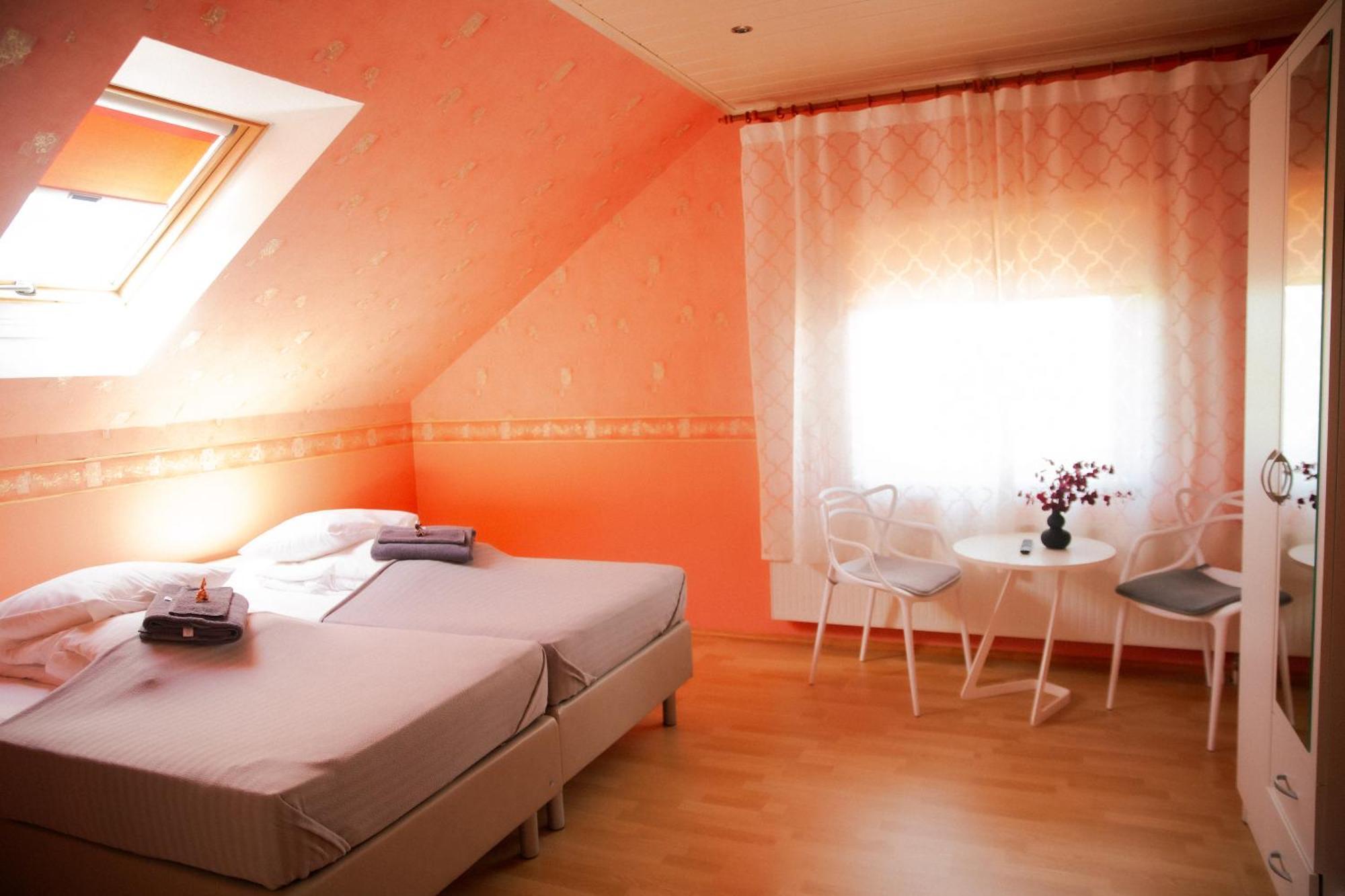 Konrad Family Guesthouse Kuressaare Quarto foto