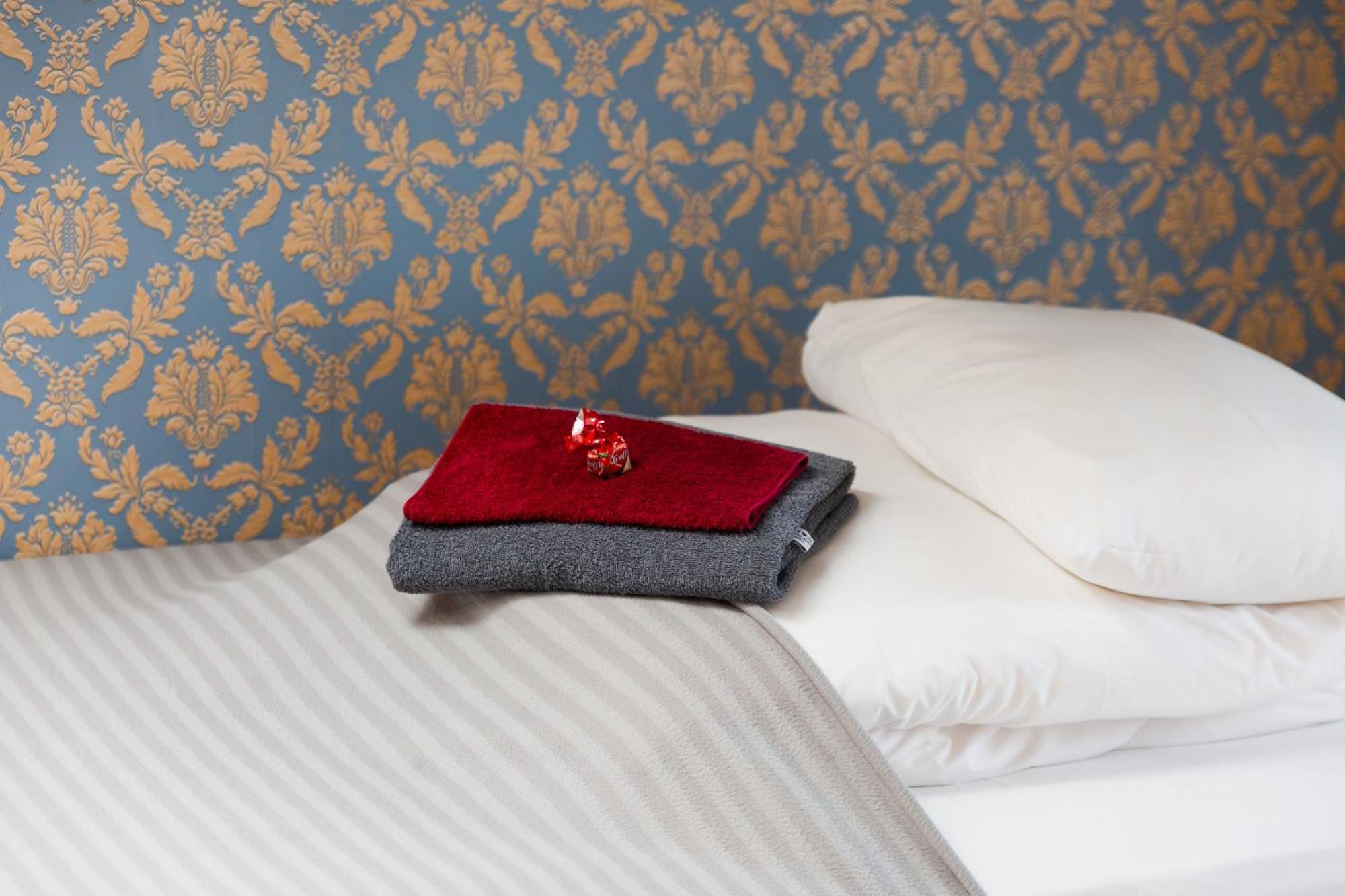 Konrad Family Guesthouse Kuressaare Quarto foto