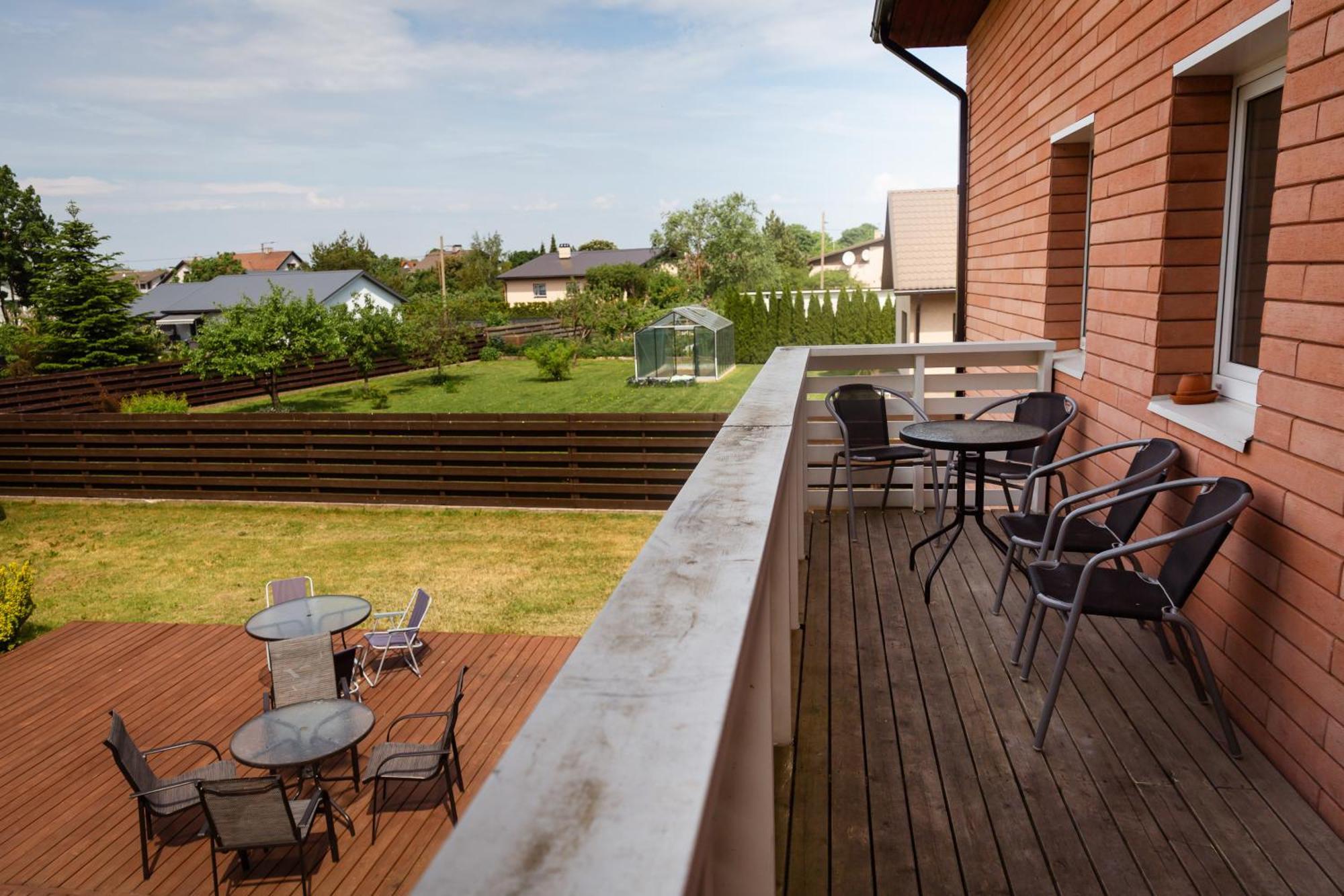 Konrad Family Guesthouse Kuressaare Exterior foto